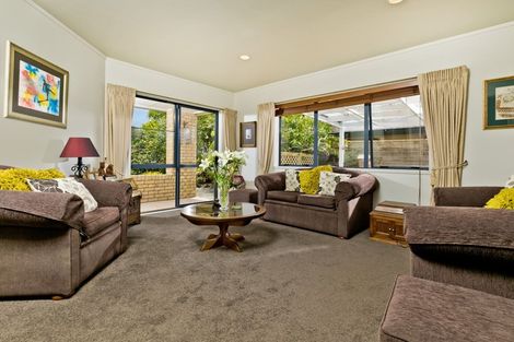 Photo of property in 109 Awaroa Road, Sunnyvale, Auckland, 0612