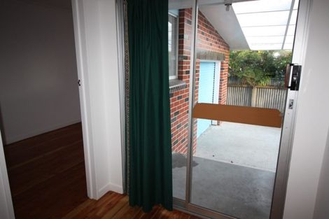 Photo of property in 4 Belgrave Place, Awapuni, Palmerston North, 4412