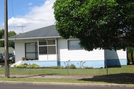 Photo of property in 22 Armagh Road, Blockhouse Bay, Auckland, 0600