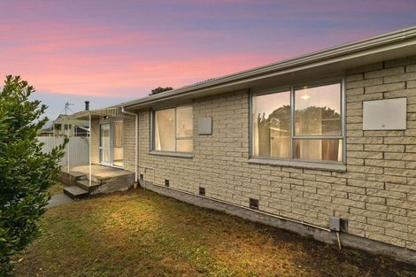 Photo of property in 2/2 Bayswater Crescent, Bromley, Christchurch, 8062