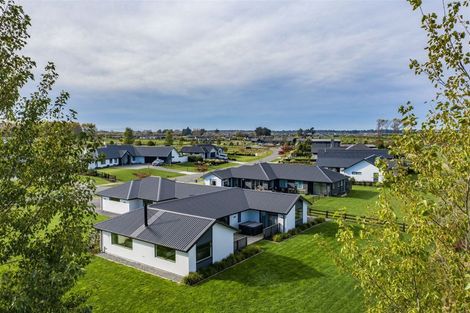 Photo of property in 8 Te Haunui Lane, Pegasus, 7612