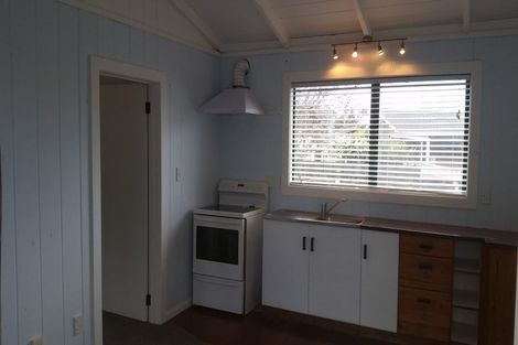 Photo of property in 27 Lowther Place, Taradale, Napier, 4112