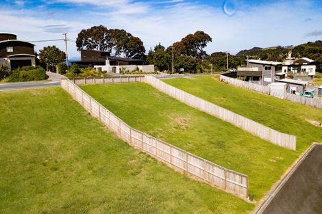 Photo of property in 11 Milky Way, Langs Beach, 0582