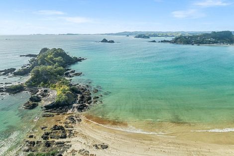 Photo of property in 34 Ohawini Road, Oakura, Hikurangi, 0184