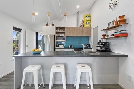 Photo of property in 6 Tudor Place, Mount Maunganui, 3116