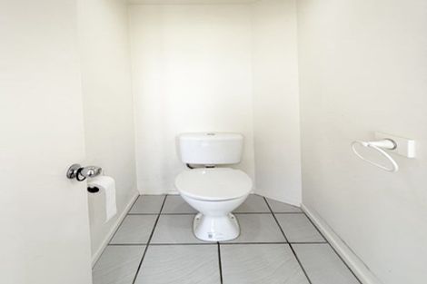 Photo of property in 38a Cherub Place, West Harbour, Auckland, 0618