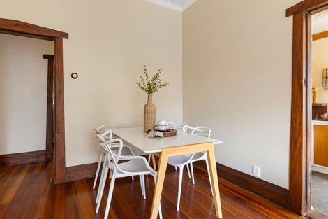 Photo of property in 8 Pembroke Lane, Hamilton Lake, Hamilton, 3204