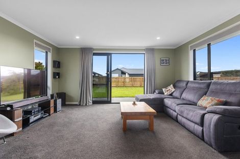 Photo of property in 8 Cowell Crescent, Pyes Pa, Tauranga, 3112
