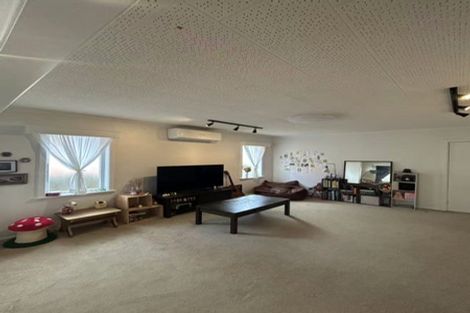 Photo of property in 73 Oakdale Road, Mount Roskill, Auckland, 1041