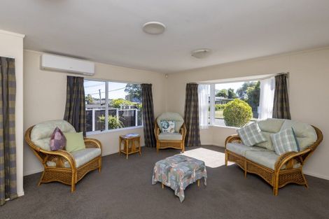 Photo of property in 70a Rimu Street, Waikanae, 5036