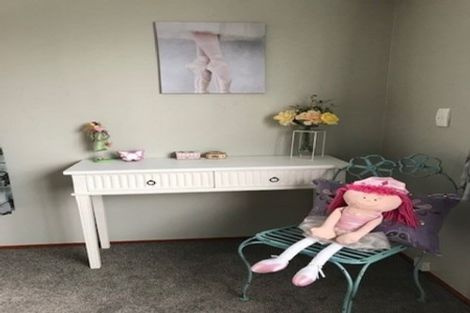 Photo of property in 49 Tuatara Drive, Te Kamo, Whangarei, 0112