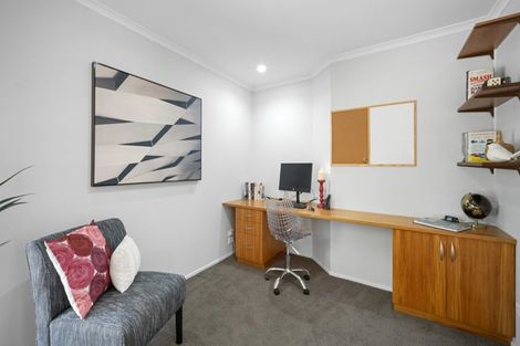 Photo of property in 230 Taupaki Road, Taupaki, Henderson, 0782