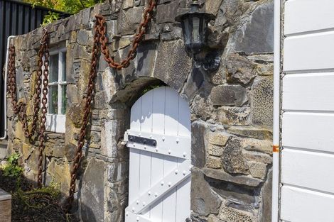 Photo of property in 81a Dyers Pass Road, Cashmere, Christchurch, 8022