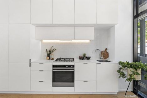 Photo of property in 303/11 Jean Caldwell Way, Island Bay, 6023