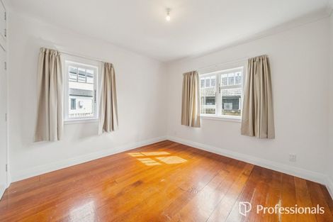 Photo of property in 1-2/6a Pohutukawa Street, Woburn, Lower Hutt, 5010