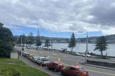 Photo of property in The Capital, 4/370 Oriental Parade, Oriental Bay, Wellington, 6011
