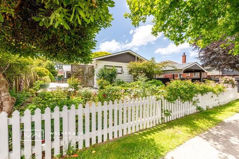 Photo of property in 1 Bathurst Street, Silverstream, Upper Hutt, 5019