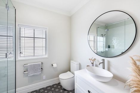 Photo of property in 191 Pukenamu Road, Te Horo, Otaki, 5581