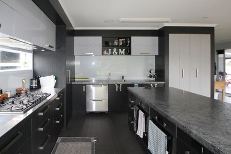 Photo of property in 69 T Y Duncan Road, Oamaru North, Oamaru, 9494