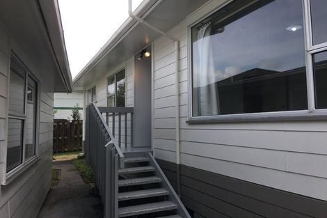 Photo of property in 58 Chilcott Road, Henderson, Auckland, 0612