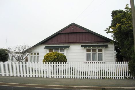 Photo of property in 71 Royal Crescent, Saint Kilda, Dunedin, 9012