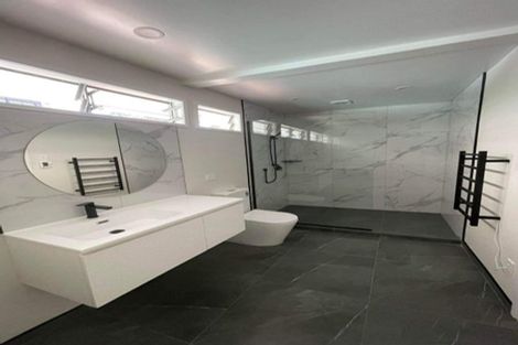 Photo of property in 1/37 Gretel Place, Hillcrest, Auckland, 0627