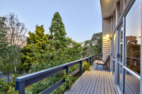 Photo of property in 19 Wirihana Road, Titirangi, Auckland, 0604