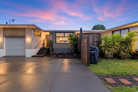 Photo of property in 30a Links Avenue, Mount Maunganui, 3116