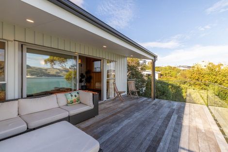 Photo of property in 21 Te Ara Crescent, Diamond Harbour, Lyttelton, 8971