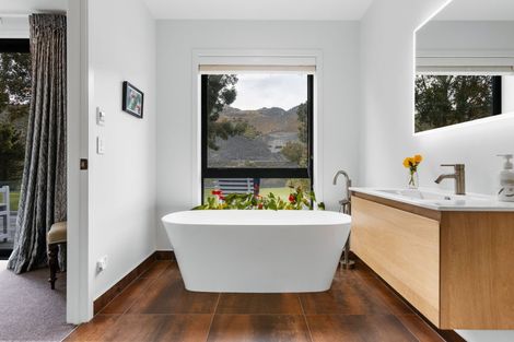 Photo of property in 25a Sunhaven Cove, Cromwell, 9310