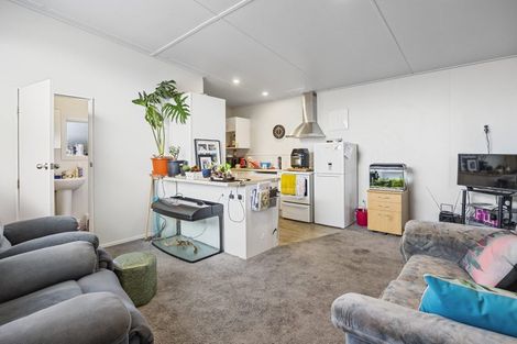 Photo of property in 61 Kirkcaldy Street, South Dunedin, Dunedin, 9012