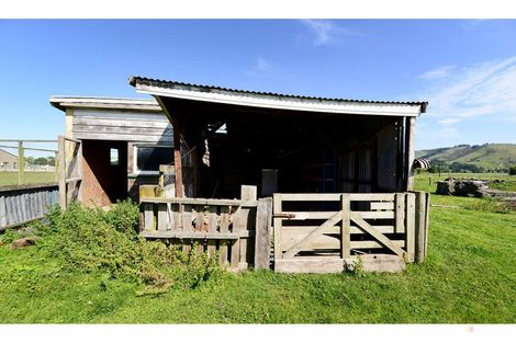 Photo of property in 19 Mount John Road, Waimate, 7977