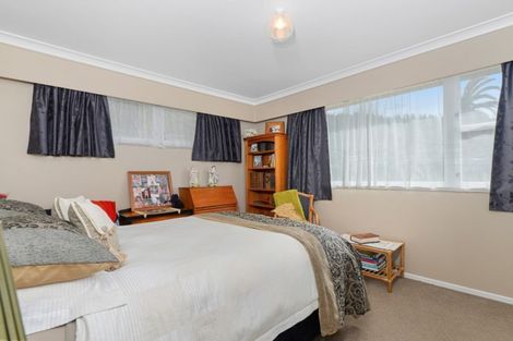 Photo of property in 2 Teal Place, Selwyn Heights, Rotorua, 3015