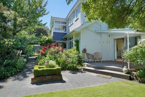 Photo of property in 34 Tui Street, Fendalton, Christchurch, 8041