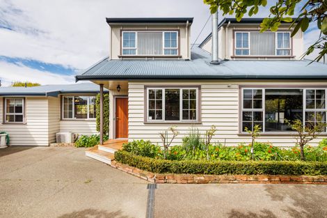 Photo of property in 21 Alan Street, Palmerston North, 4414