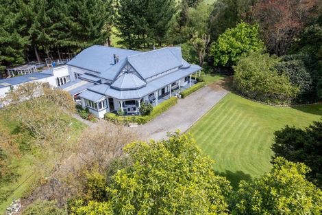 Photo of property in 6 Totara Road, Kumeroa, Woodville, 4997