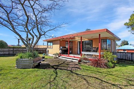 Photo of property in 33 Tawavale Street, Pukehangi, Rotorua, 3015