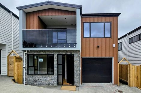 Photo of property in 7b Lewisham Street, Highland Park, Auckland, 2010