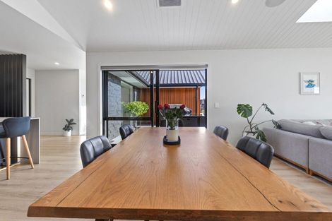 Photo of property in 83 Sunline Drive, Leamington, Cambridge, 3432