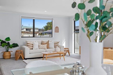 Photo of property in 13a Dickson Road, Papamoa Beach, Papamoa, 3118