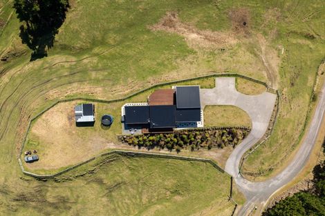 Photo of property in 78 Charnley Way, Kinloch, Taupo, 3385