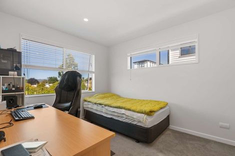 Photo of property in 16b Gilfillan Street, Blockhouse Bay, Auckland, 0600