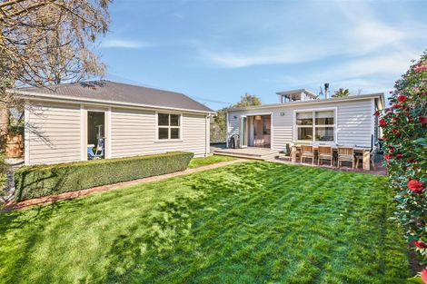 Photo of property in 18 Saint James Avenue, Papanui, Christchurch, 8053