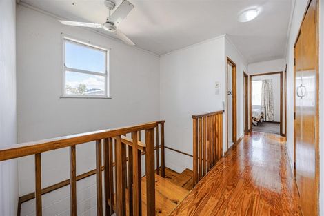 Photo of property in 9 Malvina Place, Bucklands Beach, Auckland, 2014