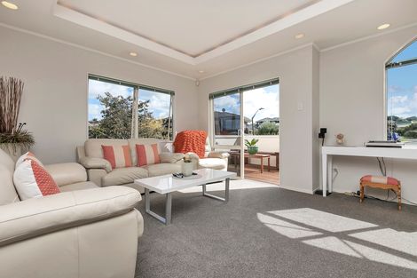 Photo of property in 12 Marlin Street, West Harbour, Auckland, 0618