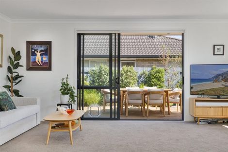 Photo of property in 28 Twin Oak Avenue, Papamoa Beach, Papamoa, 3118