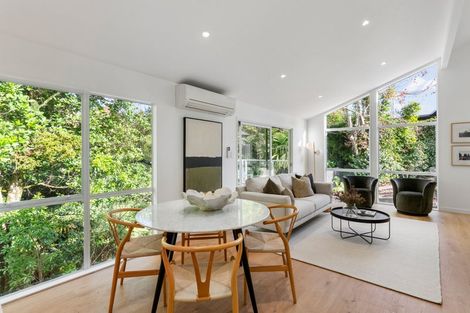 Photo of property in 34 Peach Road, Glenfield, Auckland, 0629