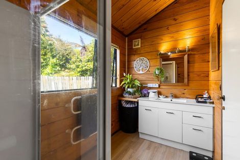 Photo of property in 64 Shepherd Road, Waipahihi, Taupo, 3330