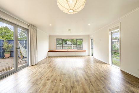 Photo of property in 47 Morrow Avenue, St Andrews, Hamilton, 3200