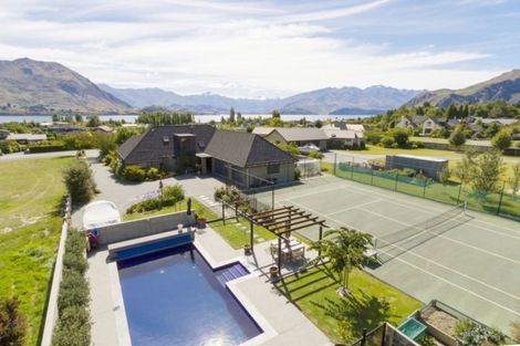 Photo of property in 259 Beacon Point Road, Wanaka, 9305